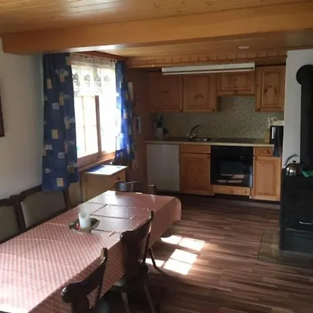 Idyllisches Inmitten Der Walliser Bergwelt Appartement *